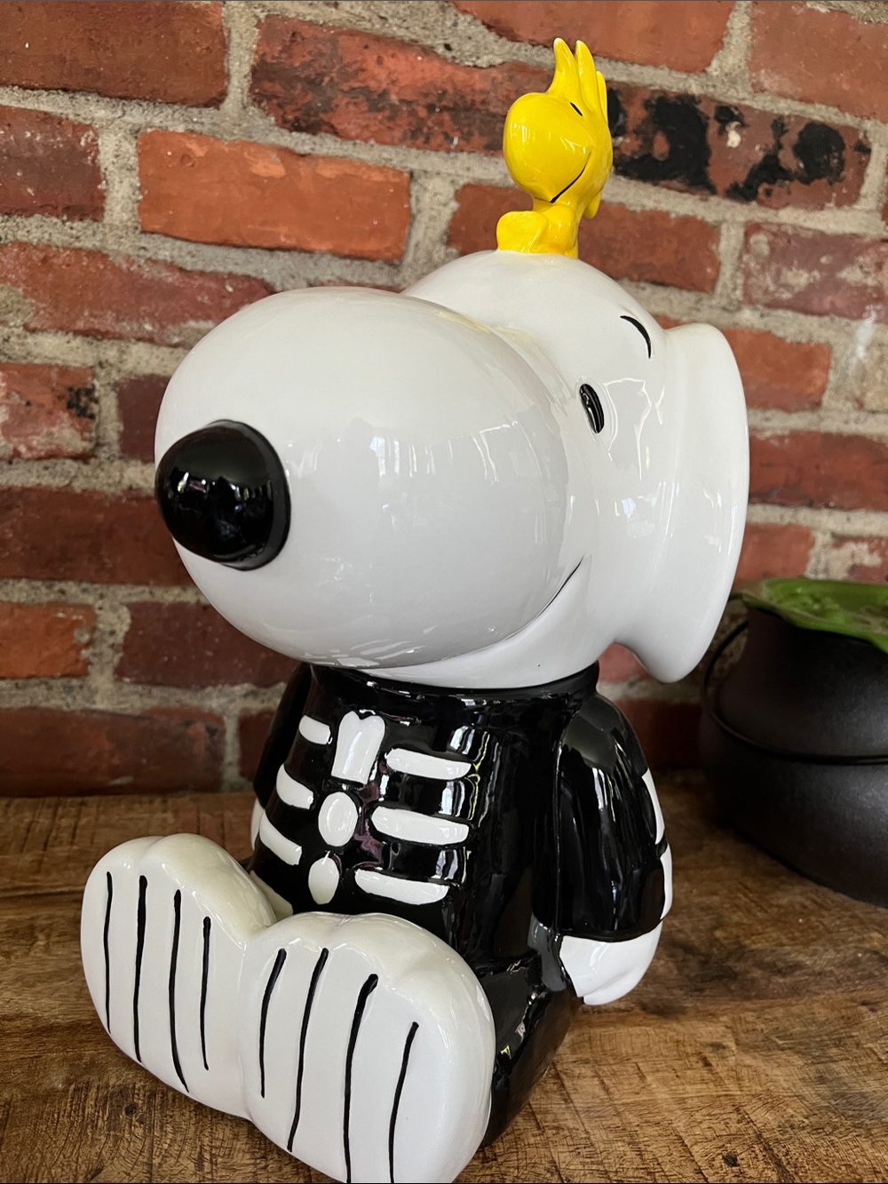 Snoopy skeleton cookie jar w/woodstock